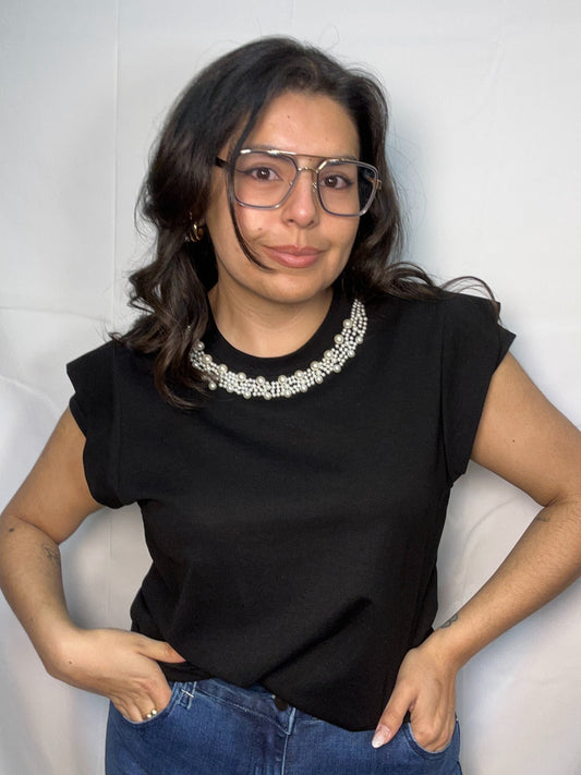 Polera Frida Negro Manga Corta