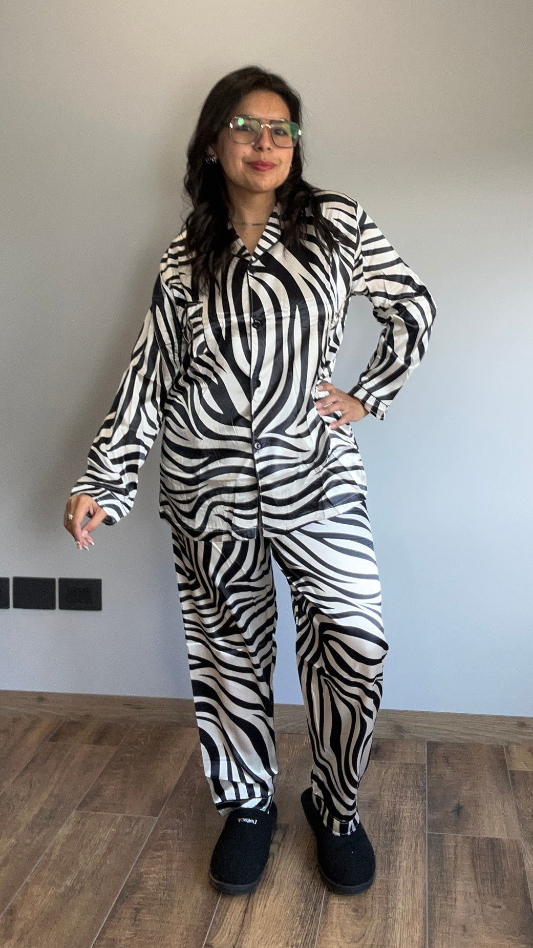 Pijama Satin Madre Leona Cebra