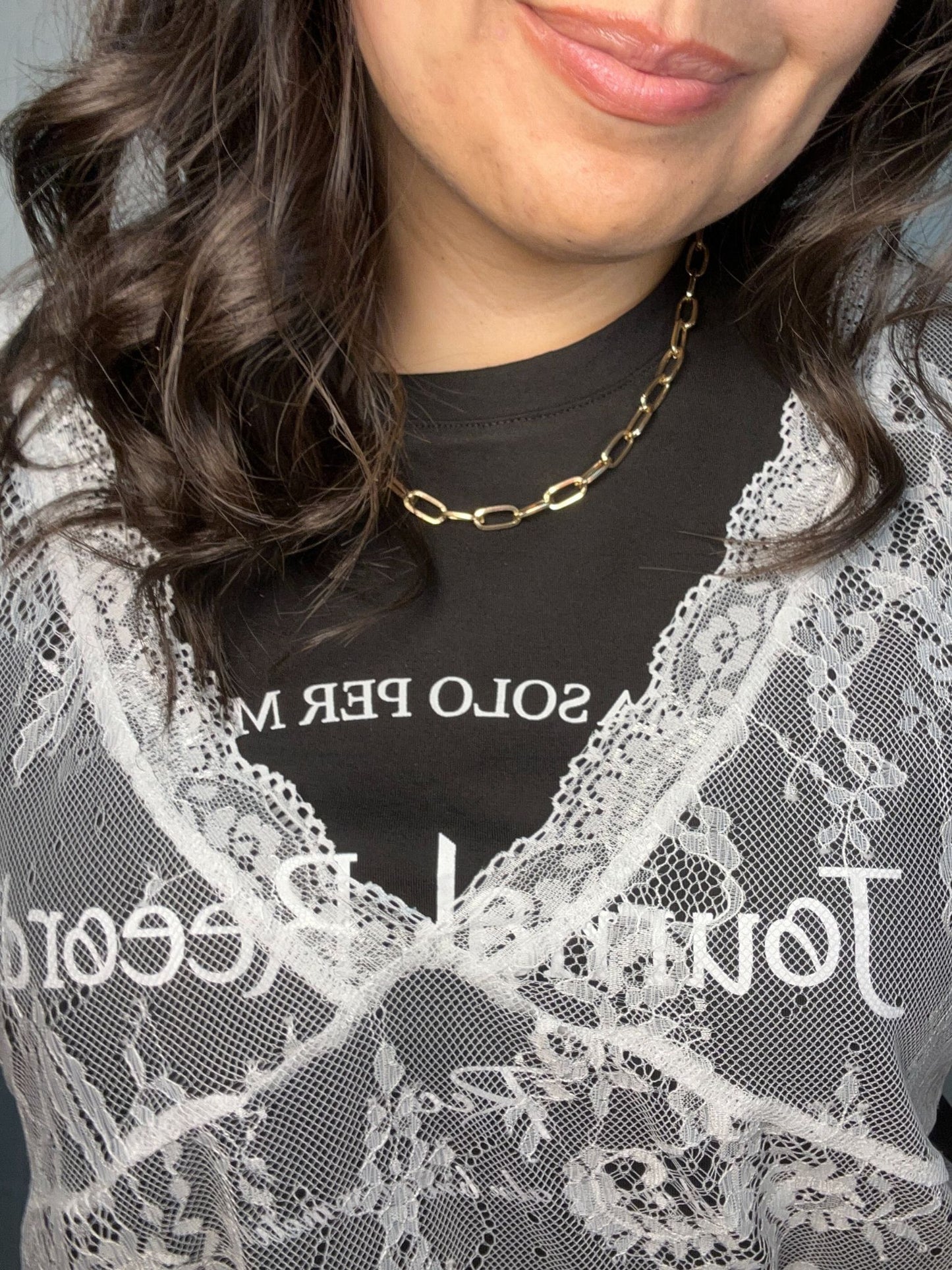 Polera Anita Negro Manga Corta