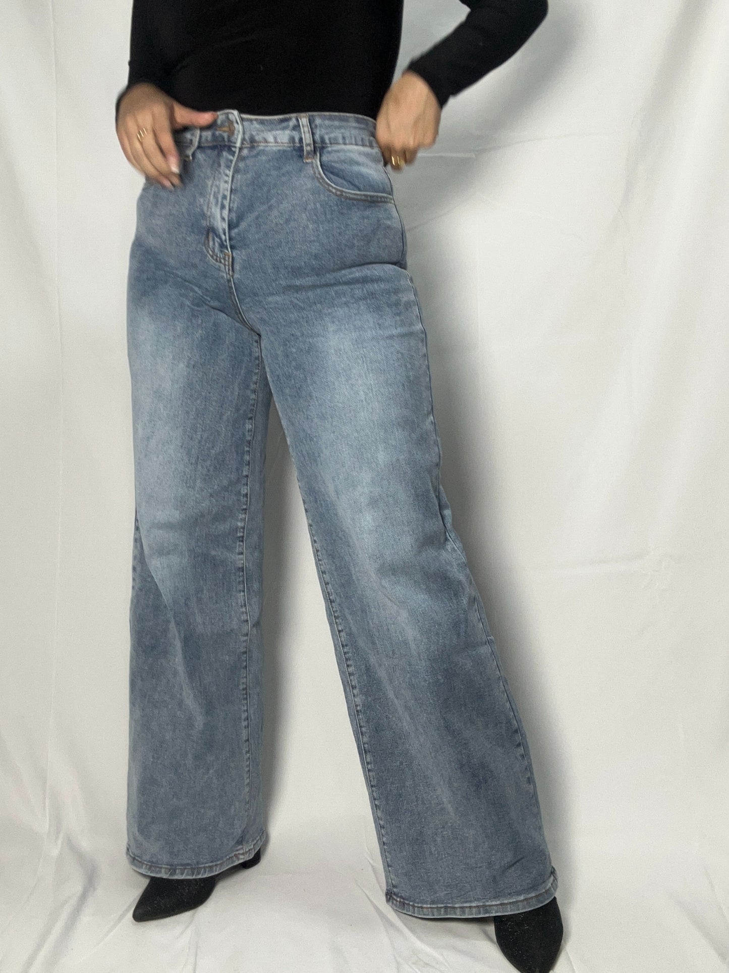 Jeans Cristina Celeste Focalizado Wide Leg