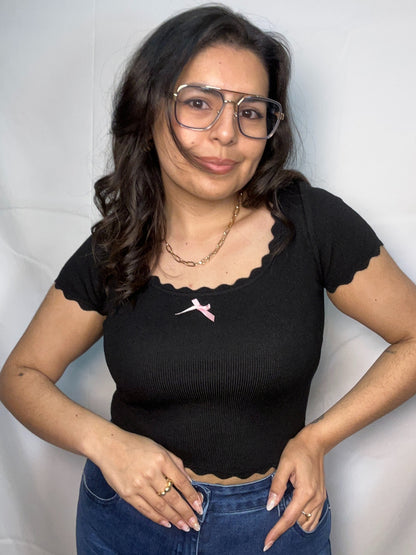 Polera Gloria Negro Manga Corta