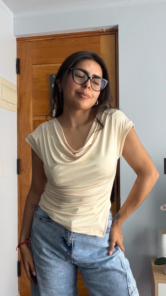 Polera Asimetrica Amarillo