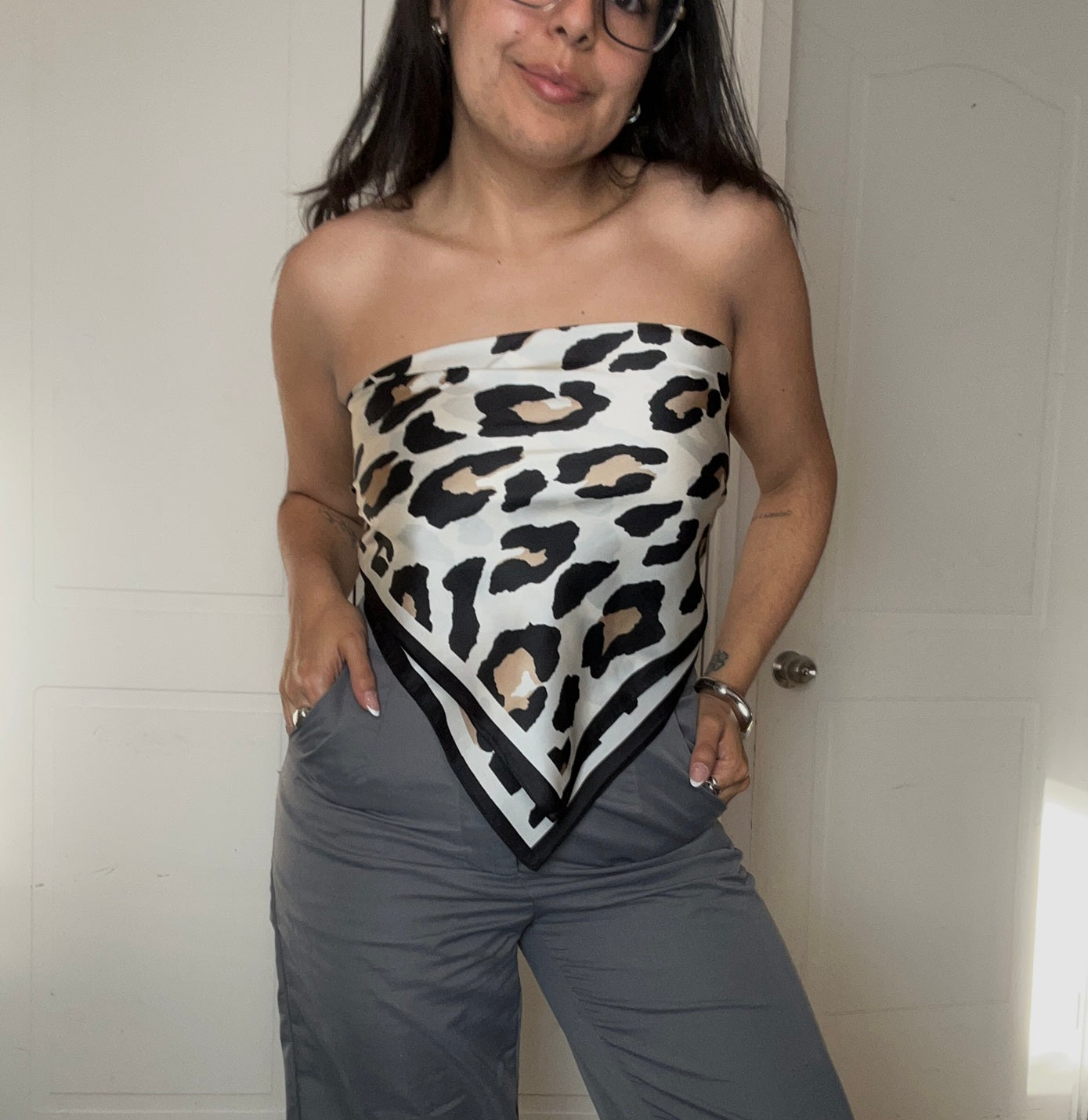 Pañuelo Satín Print Leopardo Blanco